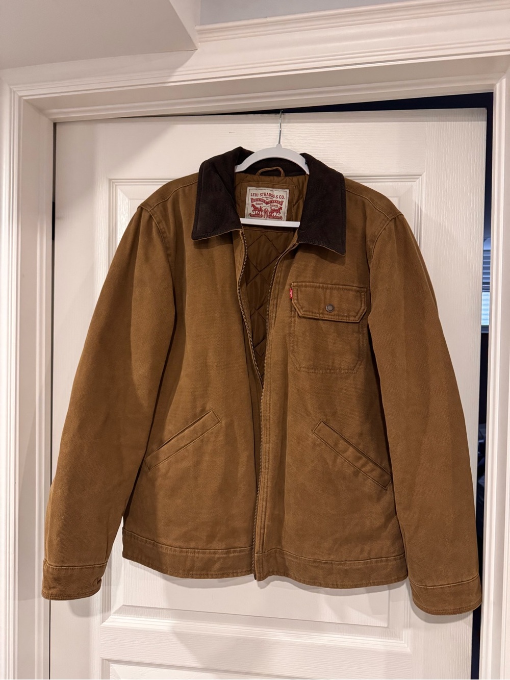 Levi's Men's Brown Jacket with Dark Contrast Collar - Picture 2 of 7